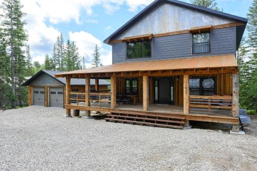 Lead Casa | Iron Wood Lodge