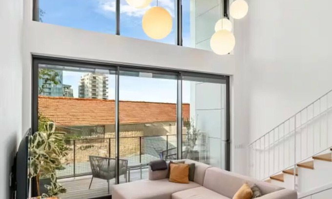 Tel Aviv Apartamento | Irresistible TLV Apt 2BR 87 Sqm Balcony Parking