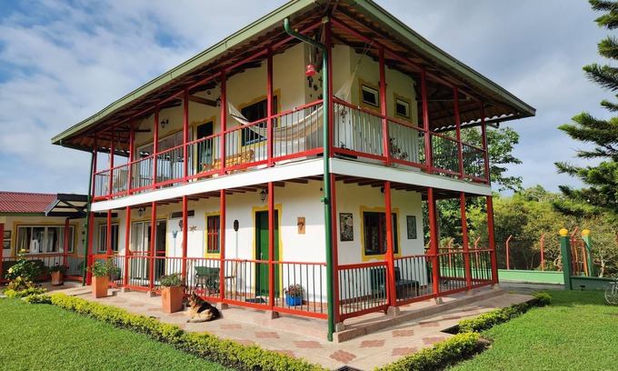 Circasia Cabaña | Irua Ecolodge- Casa de Encanto
