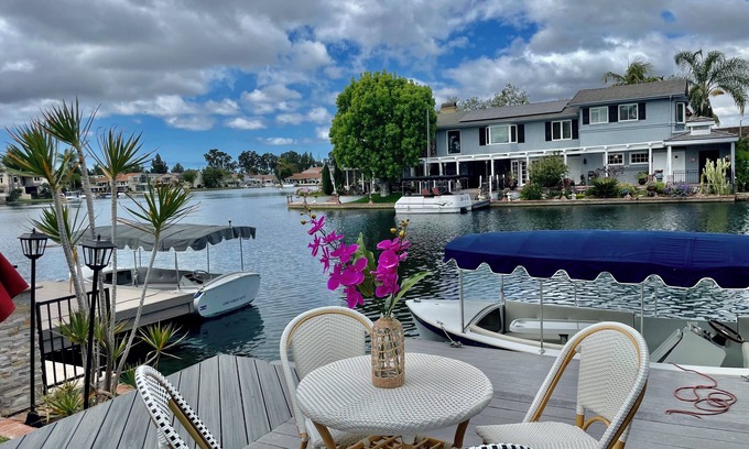 Lake Forest Casa | Irvine Lake Forest lake and boat with 4Bed 3Bath Cozy House