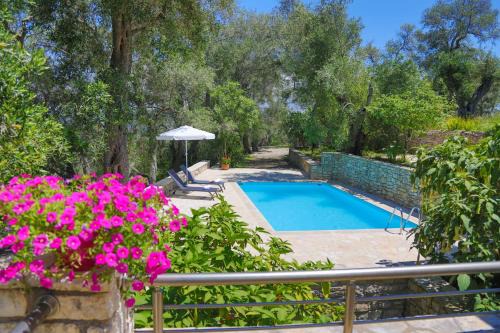 Magazia Casa | Isabella Paxos Holidays