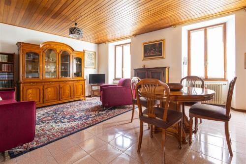 Riva di Solto Apartamento | IseoLakeRental - La Porta sul Lago