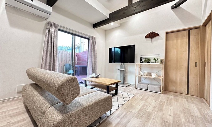 Ishigaki Cabaña | Ishigakijima Villa Free car rental (with round-trip transportation), 1 minute walk from the ocean