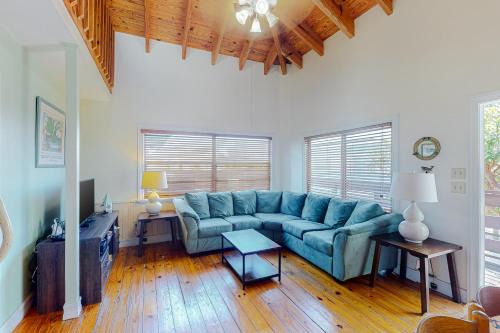 Marathon Casa | Isla Bella Villa