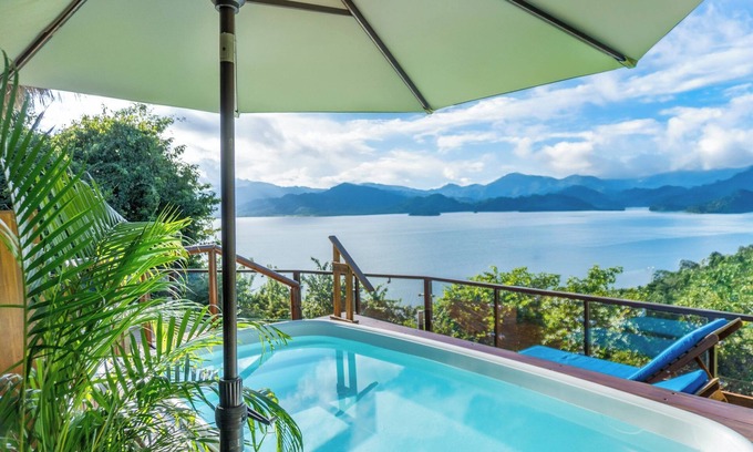 Paquera Hotel | Isla Chiquita Glamping Hotel