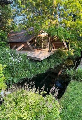 Winchester Otro | Island A-Frame
