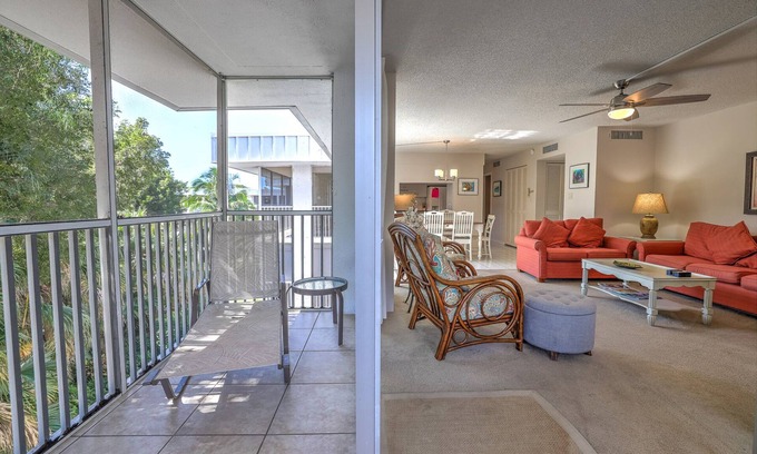 Sanibel Condominio | Island Beach Club #P1A is a 2/2 vacation rental on Sanibel Island!
