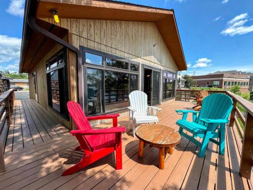 Minocqua Casa | Island Cove #9 - On Minocqua Lake
