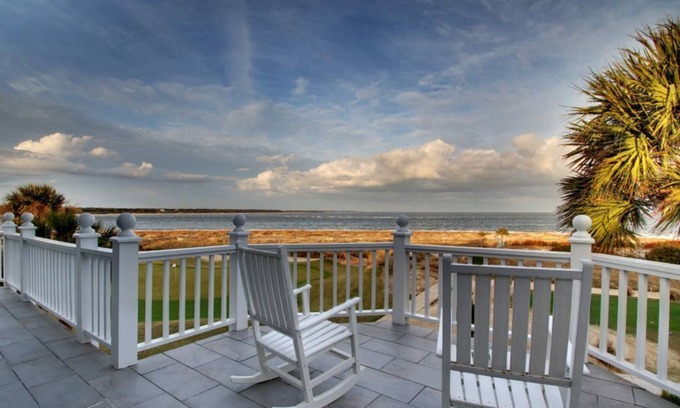 Ocean Point Casa | Fechas de agosto a septiembre disponibles “Island Dream” Ocean Point - ¡Ubicación increíble de dunas salvajes 5BR / 5BA frente al mar! Piscina cerrada / complejo de tinas calientes con tarjeta de deportes y $ 250 de crédito para equipo de playa