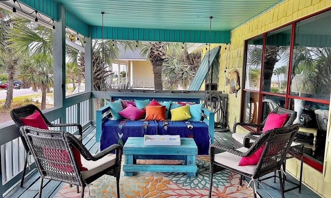 St. George Island Cabaña | Island Escape: 4BR Cottage w/ Pool + Beach Access on Saint George Island