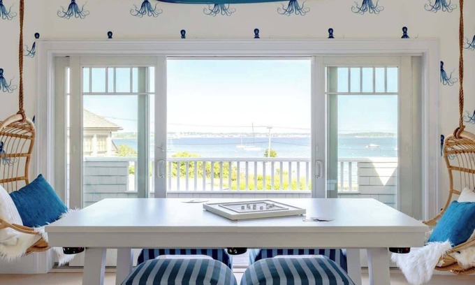 Jamestown Casa | Island Escape by Stay Newport