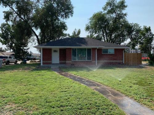 Dupont Casa | Island in the City - AWESOME 3 BR 2 BA 15 Min from DIA DT Anschutz