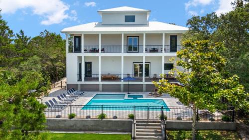 Gulf Pines Casa | Island Oasis by Travel Life Vacations