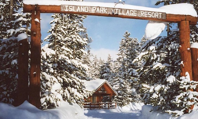 Island Park Condominio | Island Park Village Resort