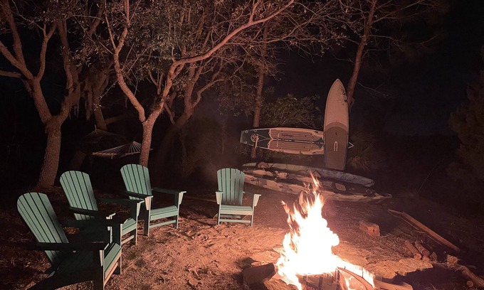 Terra Ceia Casa | Island Sanctuary and Retreat - Secluded waterfront home on historic island
