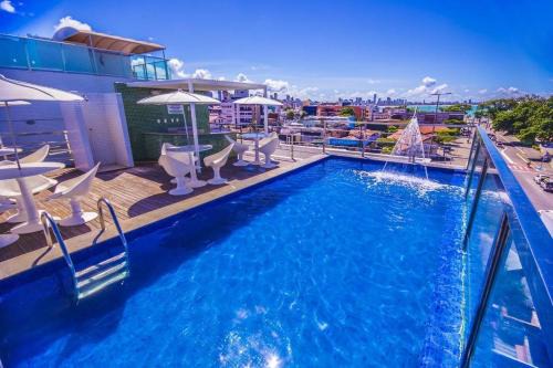 Tambau Apartamento | ISRAEL TAMBAÚ- Apto Luxuoso- Em frente ao Mar com Varanda
