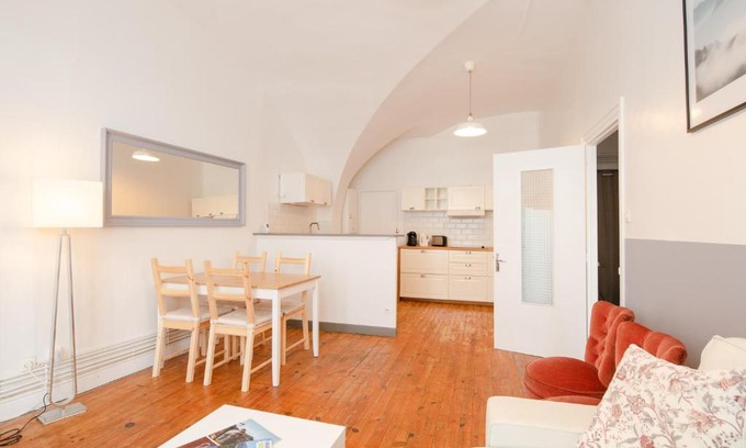 Issoire Apartamento | Issoire centre, T2 Bergère avec parking