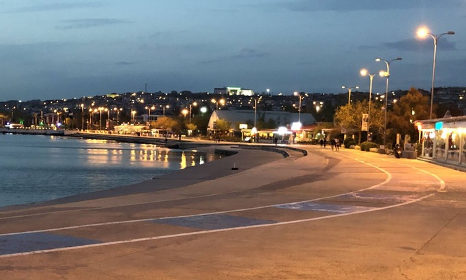 Beylikduzu Apartamento | Estambul muy bonita y tranquila junto al mar.