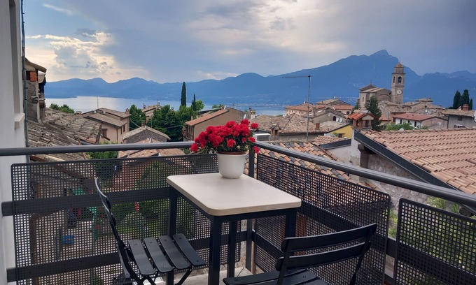 Albisano Apartamento | Casa Maria, Nuovo Appartamento con Vista Lago
