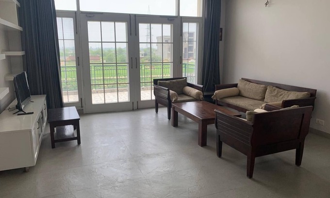 Chandigarh Apartamento | IT City Homestay-Secure & Comfortable Stay in Mohali