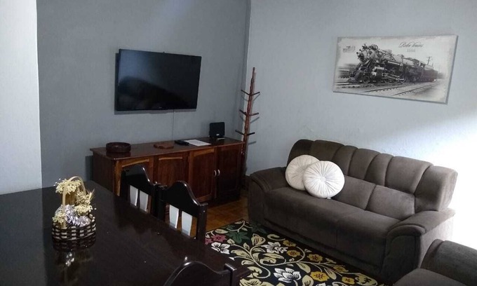 Fracalanza Casa | It is located 700 meters from the tourist center of Capivari, which you can walk to