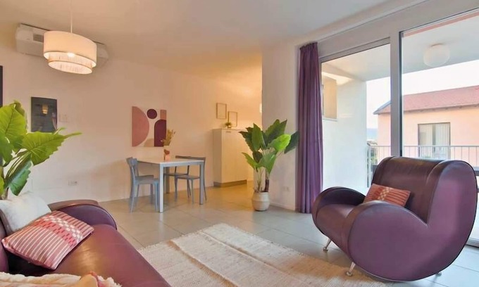 Maccagno Apartamento | Italian Lakes 2 bedroom apt with swimming pool