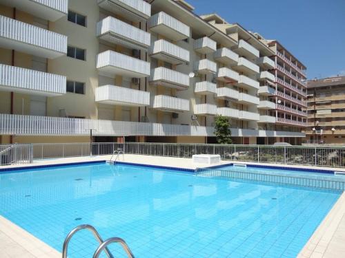 Porto Santa Margherita Apartamento | Bright flat in a modern residence