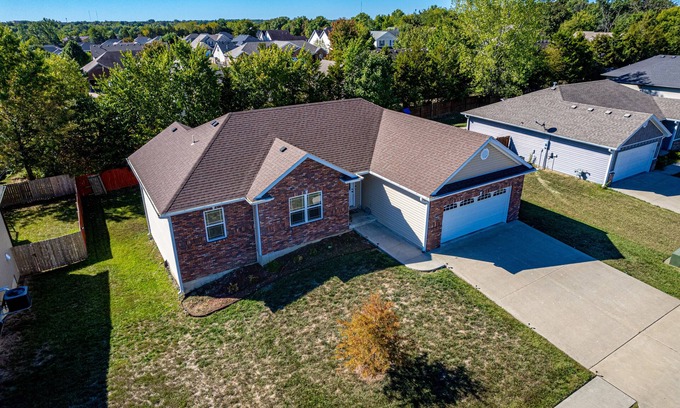 Columbia Casa | It's a Gem ! Comfy Hideaway for R & R ~ King Bed !