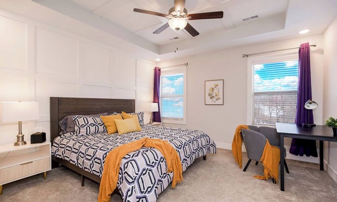 Waldron Casa | It's a Grand Slam! Charming 3-bedroom townhome in brilliant Parkville!