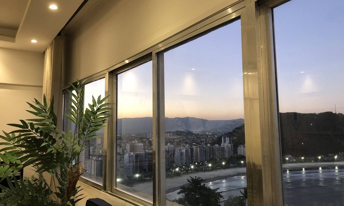 Porchat Island Apartamento | It's a privilege to have a great view 🏖 cozy place ⛱ privileged view 🏝
