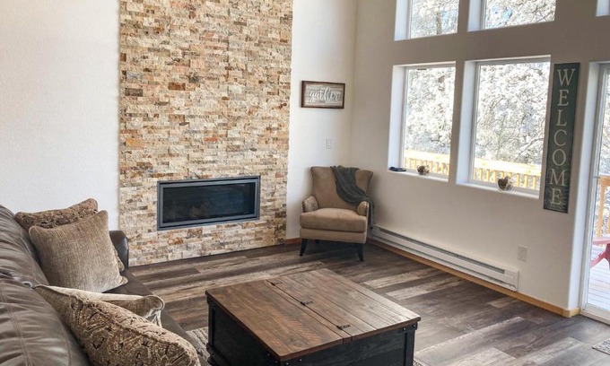 Woodland Park Casa | It's All About The Views!