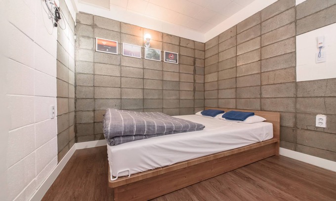 Itaewon Casa | Itaewon Yellow Guesthouse