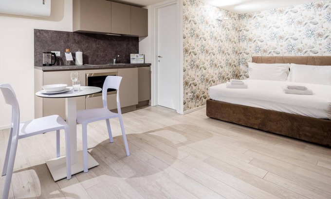 Magenta Apartamento | Italianway - The B Village Standard - 01