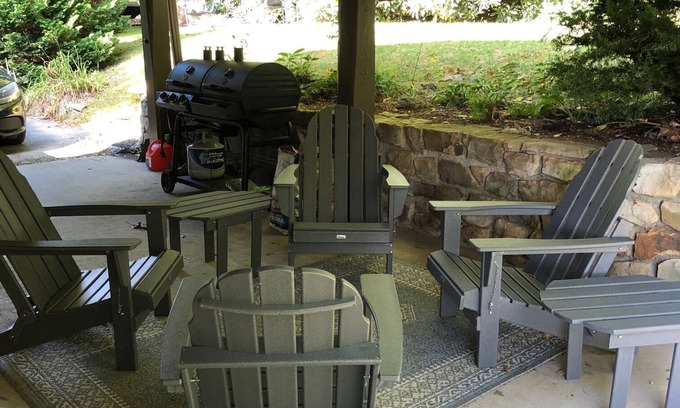 Blowing Rock Cabaña | It’s time to plan your summer get away!
