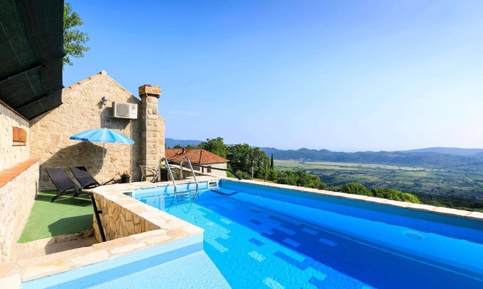 Mihanici Villa | Ivana - Dos Habitaciones Villa, Capacidad 4