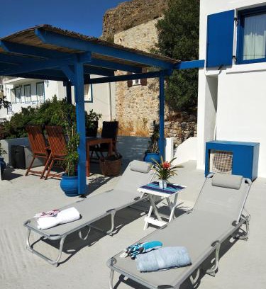 Megalo Chorio Apartamento | IVISKOS House, Megalo Horio village, Tilos Island