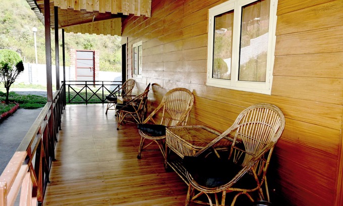 Mussoorie Cabaña | Ivory Estate Kyarkuli
