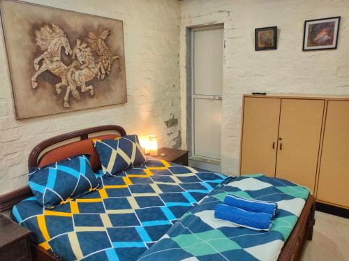 Juhu Casa | Ivory Room - Compact studio