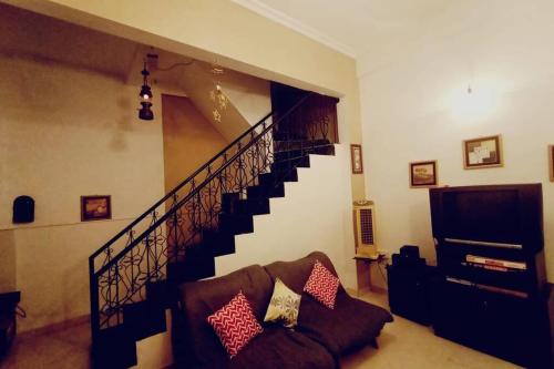 St.Stanislaus Villa Casa | Ivy Garden View, 2 BHK Private House, Lonavala