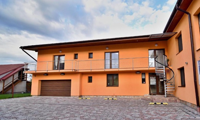 Poprad-Velka Apartamento | Izba s výhľadom na Tatry