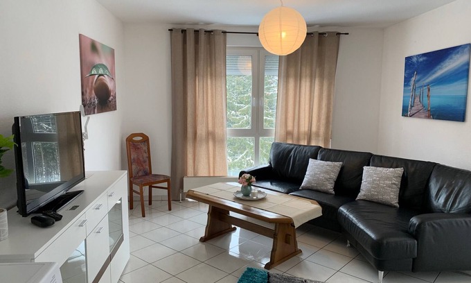 Villingen-Schwenningen Apartamento | Jägerhaus-Hochemmingen, Haus-Waldblick en Villingen, apartamento de vacaciones 130m²