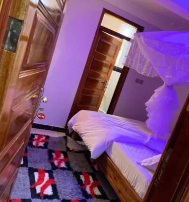 Kampala Hotel | J & J Hotel Bakuli