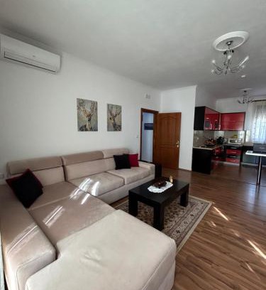 Shkoder Apartamento | J & Nilson's Apartment In Shkodra Center