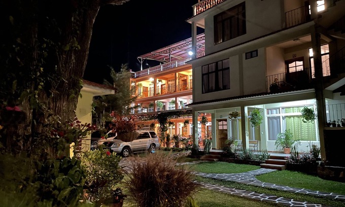 Panajachel Hotel | Jabel Tinamit Hotel & Villas