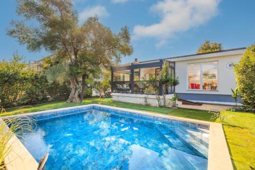 Milcetici Casa | Jacaranda Cottage