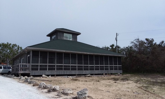 Port St. Joe Casa | Jack's Gulls ... duerme 10! agua delantera y trasera ....
