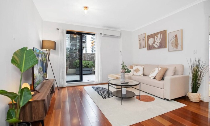 Redfern Apartamento | Jacks Stylish Central Retreat w Free Parking