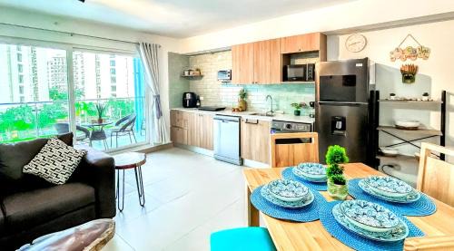 Barrio Santa Lucía Apartamento | Jaco's Coastal Paradise Brand-New Retreat, AC, Pool View, Amazing Amenities