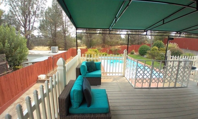 Redding Casa | Jacob's Well
