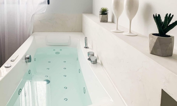 Annecy Old Town Apartamento | Jacuzzi Bay
